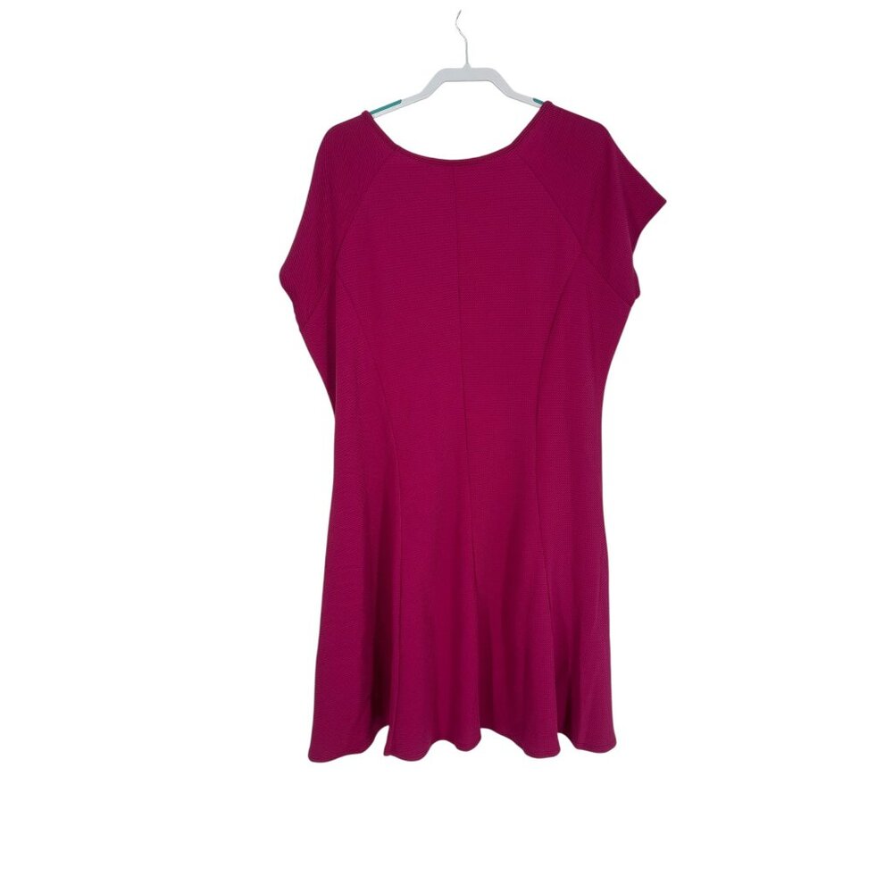 ✨ NWT 24Seven Fuchsia Pink Textured Keyhole Fit & Flare Dress 3X ✨ - Picture 3 of 8